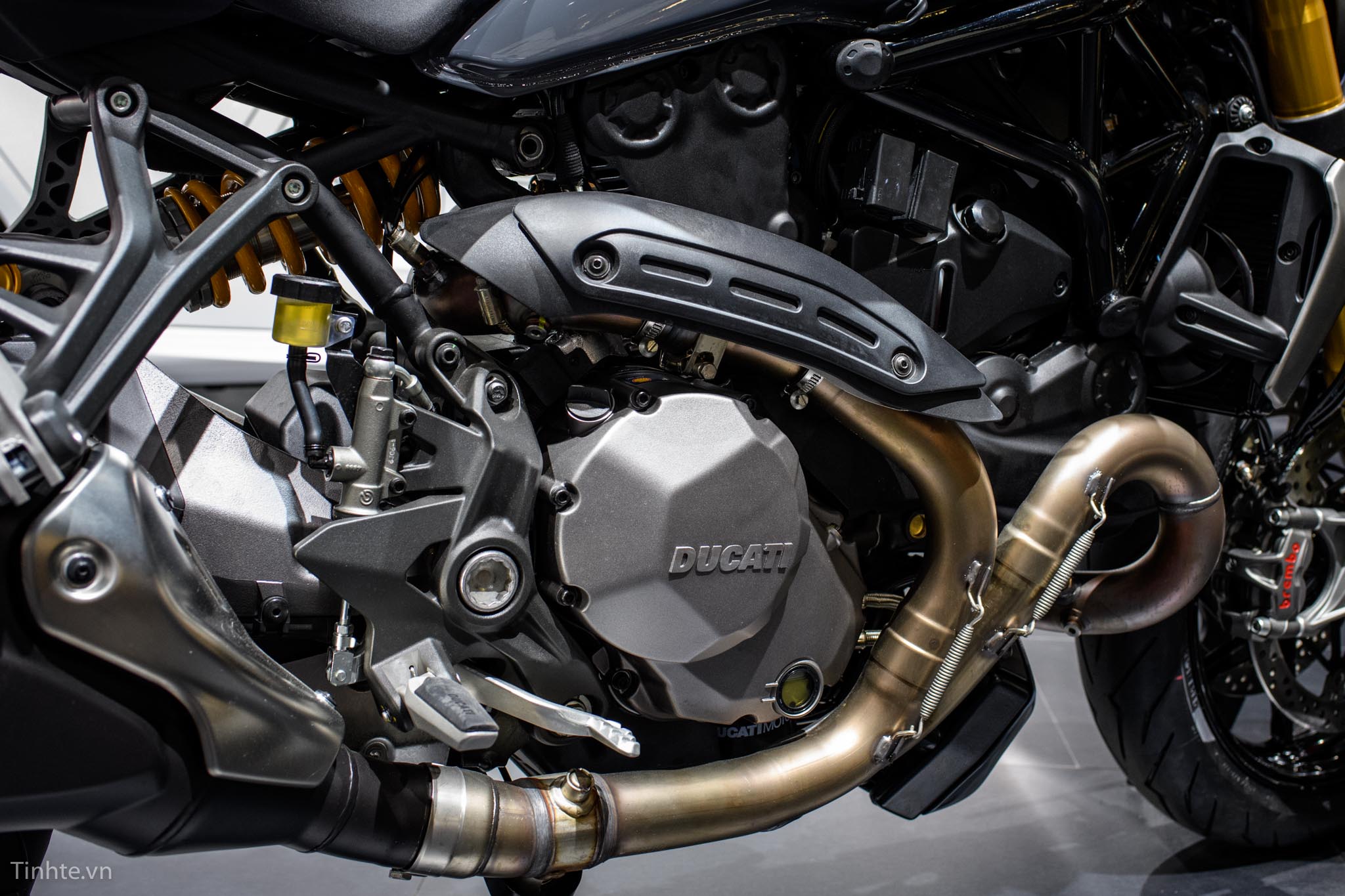 Ducati-Monster-15.jpg