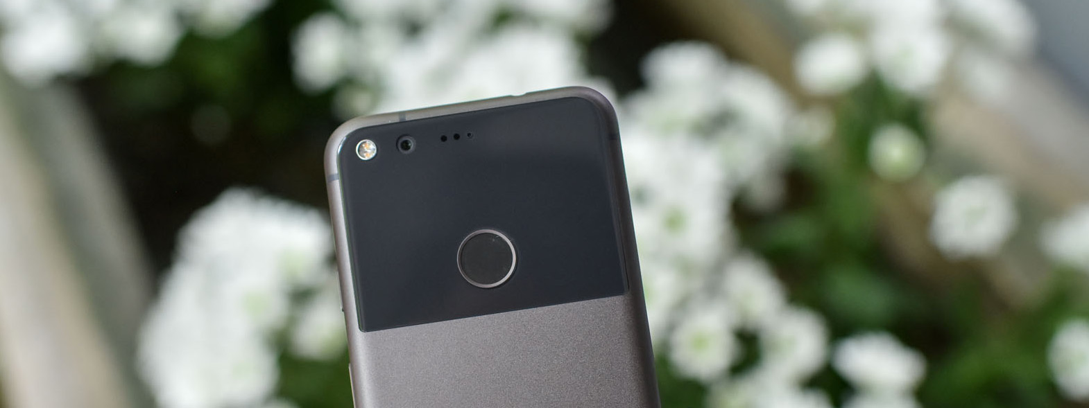 Bên cạnh 2 chiếc Pixel mới thì Google cũng đang chế tạo điện thoại Nexus mới màn hình lớn?